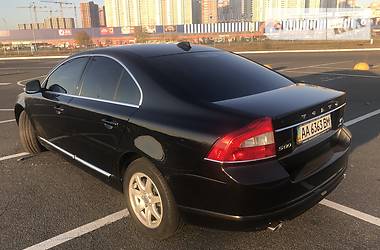 Седан Volvo S80 2010 в Киеве