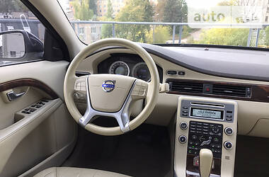 Седан Volvo S80 2010 в Киеве