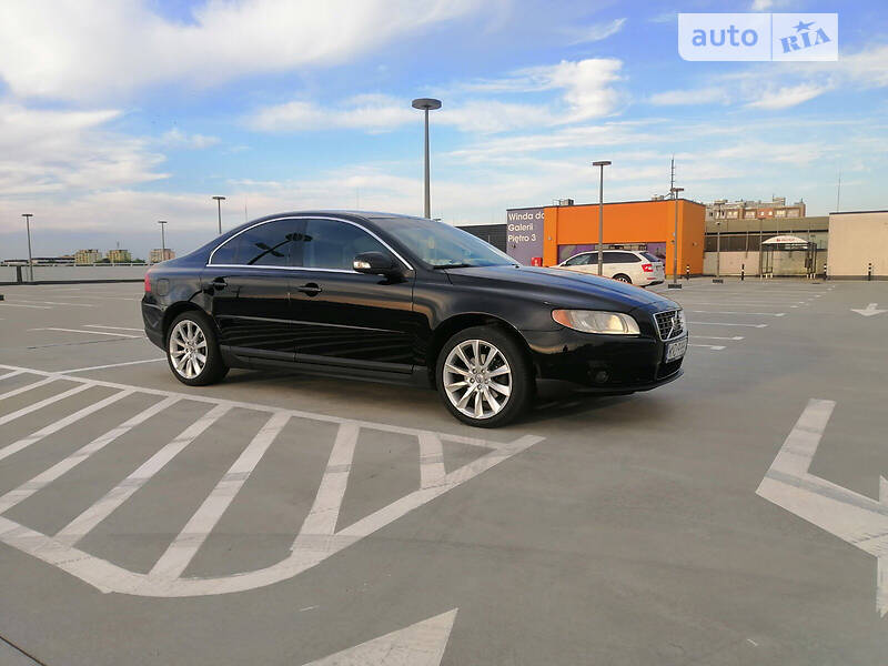 Седан Volvo S80 2009 в Ровно