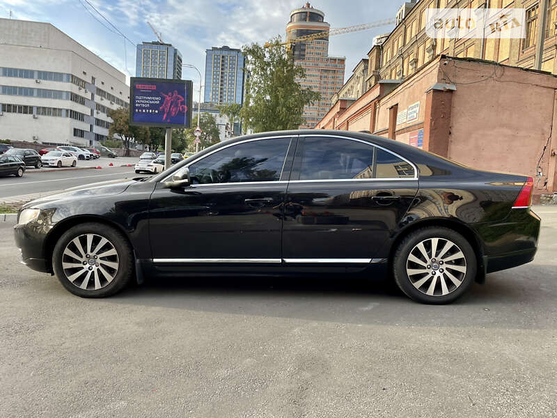 Седан Volvo S80 2012 в Киеве