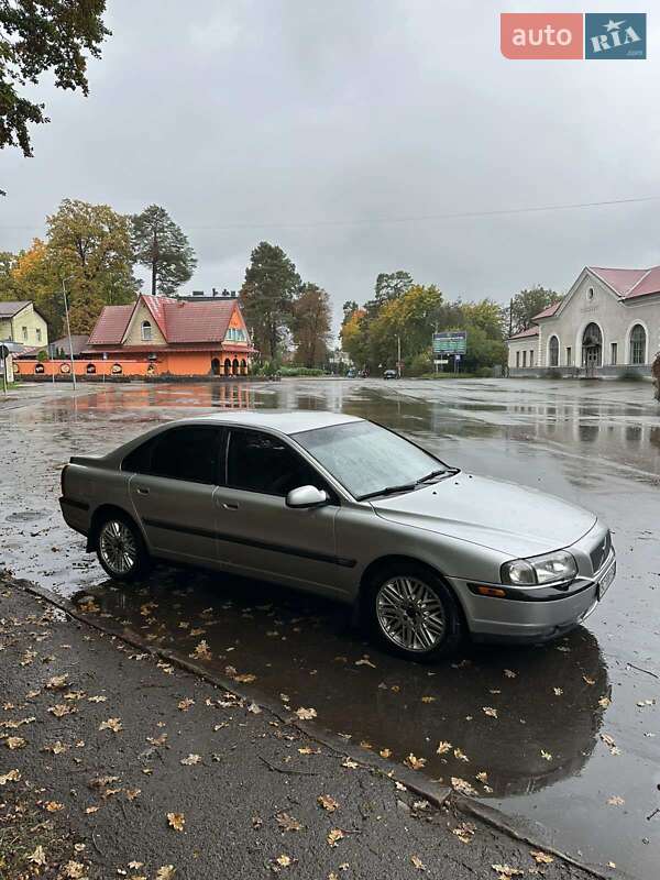 Volvo S80 2001