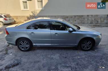 Седан Volvo S80 2011 в 