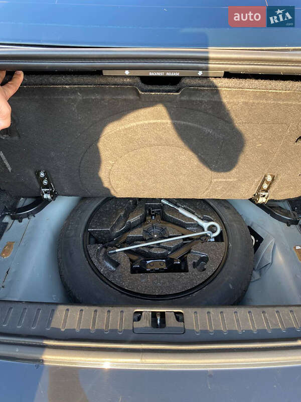 Седан Volvo S80 2011 в Ивано-Франковске