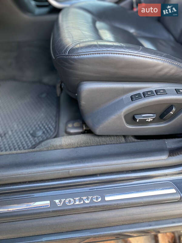 Седан Volvo S80 2011 в Ивано-Франковске