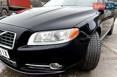 Седан Volvo S80 2011 в Умані