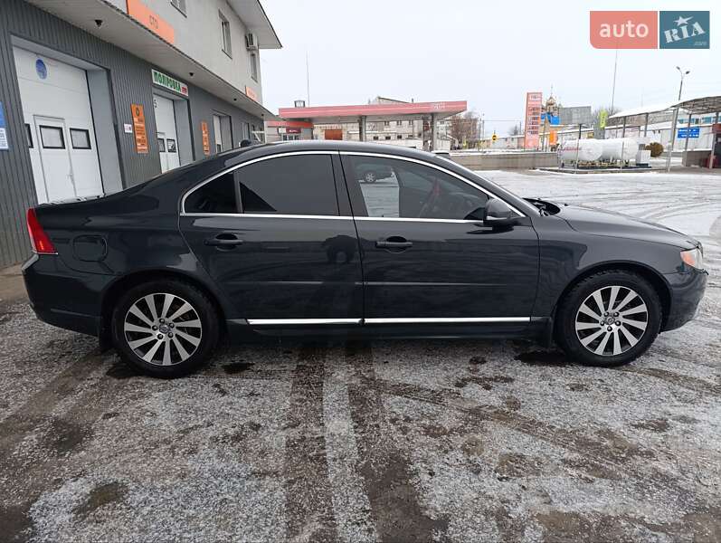 Седан Volvo S80 2012 в Тульчині