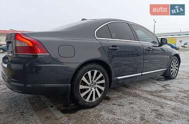 Седан Volvo S80 2012 в Тульчині