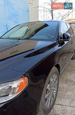 Седан Volvo S80 2011 в 