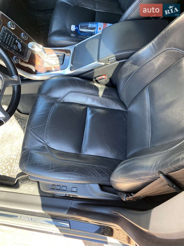 Седан Volvo S80 2012 в Львові