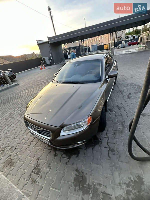 Седан Volvo S80 2012 в Белой Церкви