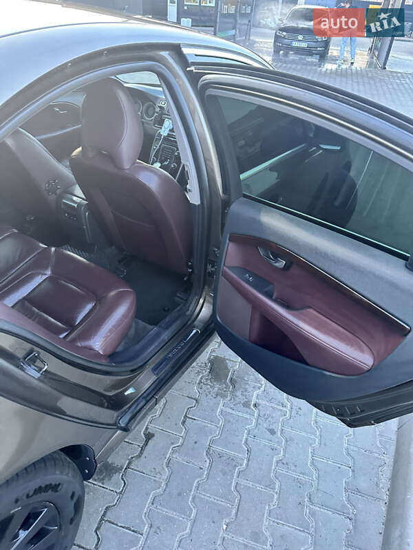 Седан Volvo S80 2012 в Белой Церкви