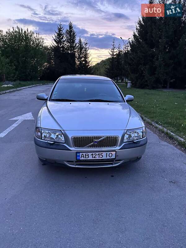 Volvo S80 2001