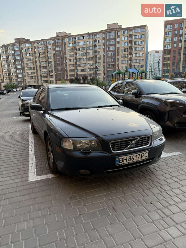 Volvo S80 2004