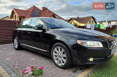 Седан Volvo S80 2011 в Івано-Франківську