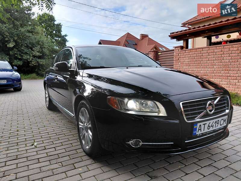 Volvo S80 2011