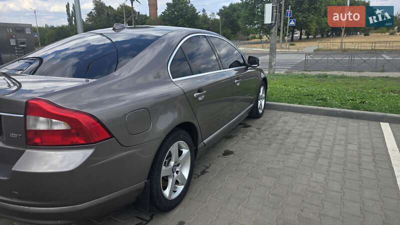 Седан Volvo S80 2008 в Новой Одессе