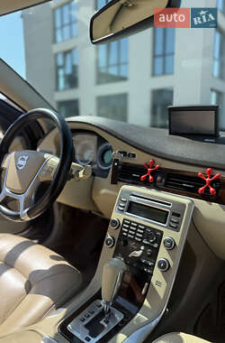 Седан Volvo S80 2010 в 