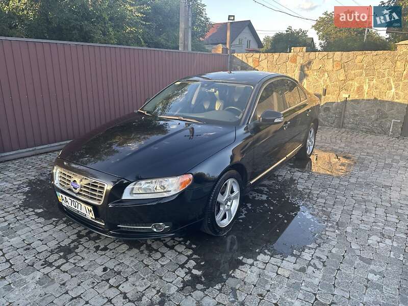 Седан Volvo S80 2010 в Киеве