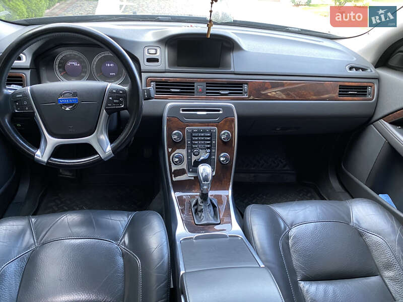 Седан Volvo S80 2012 в Львові