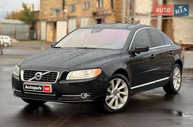 Седан Volvo S80 2011 в Киеве