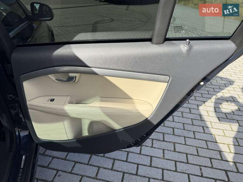 Седан Volvo S80 2010 в Львове фото 37 Седан Volvo S80 2010 в Львове