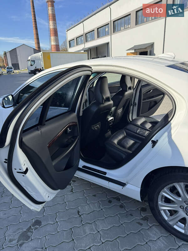 Седан Volvo S80 2008 в Бориславе фото 18 Седан Volvo S80 2008 в Бориславе
