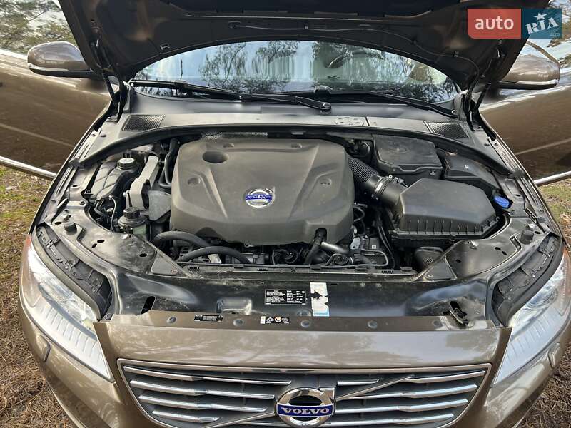 Седан Volvo S80 2014 в Сарнах