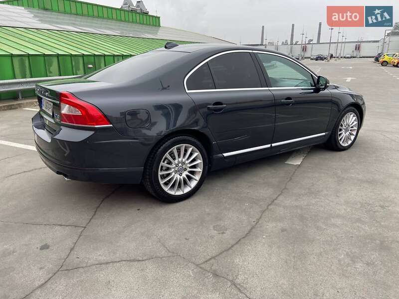 Седан Volvo S80 2012 в Києві