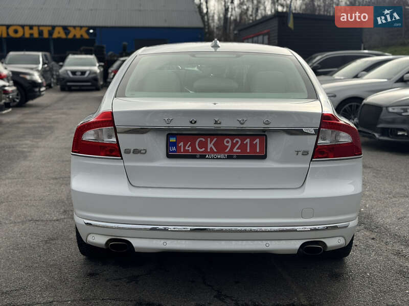 Седан Volvo S80 2015 в Львове