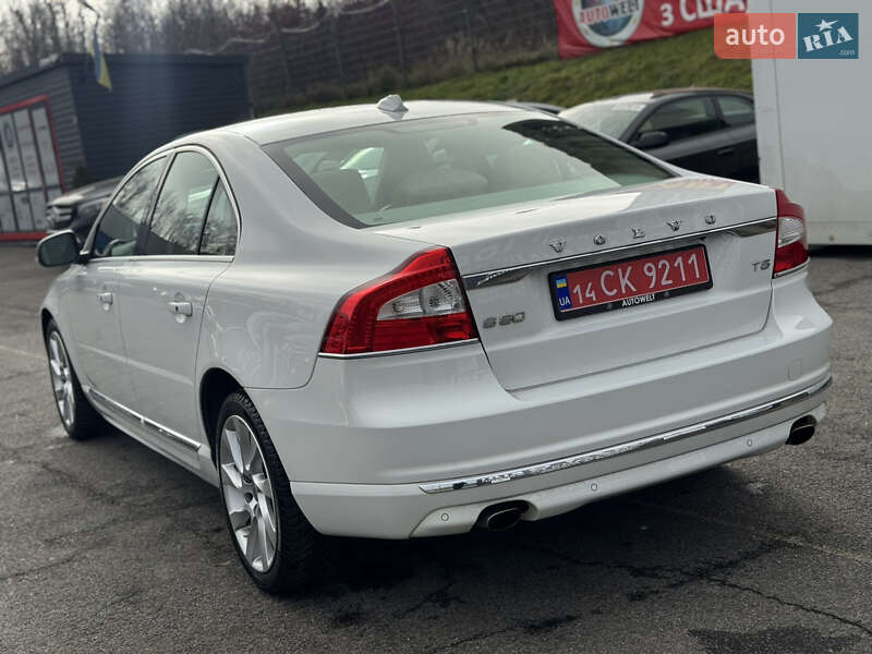 Седан Volvo S80 2015 в Львове