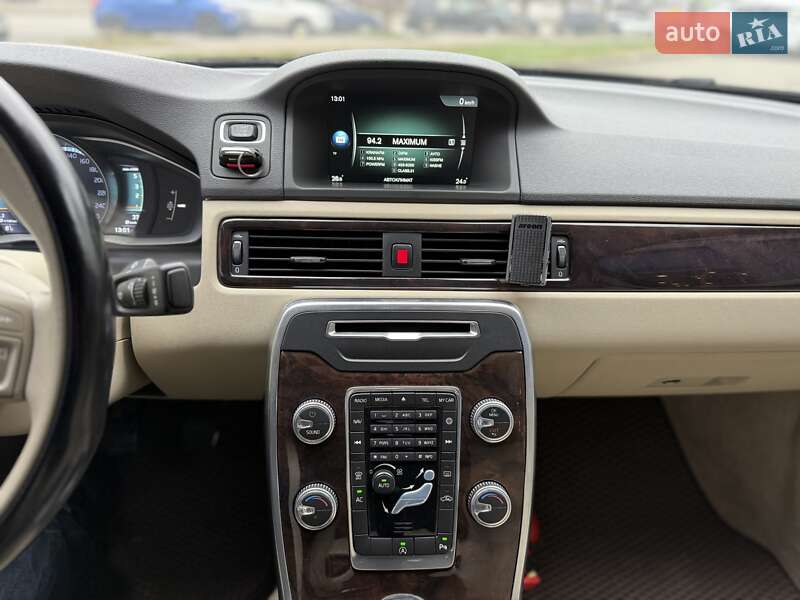 Седан Volvo S80 2014 в Киеве