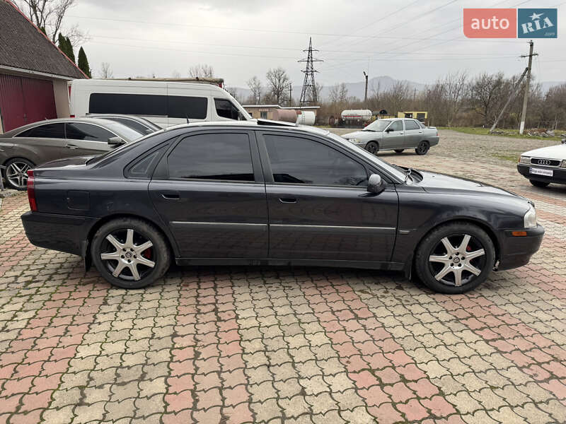 Volvo S80 1999