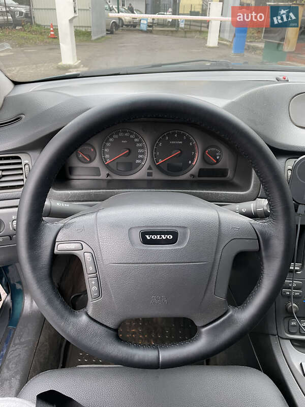 Седан Volvo S80 2000 в Львове