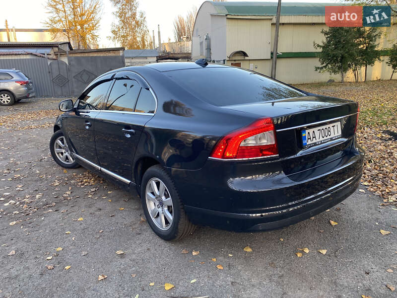 Седан Volvo S80 2013 в Киеве