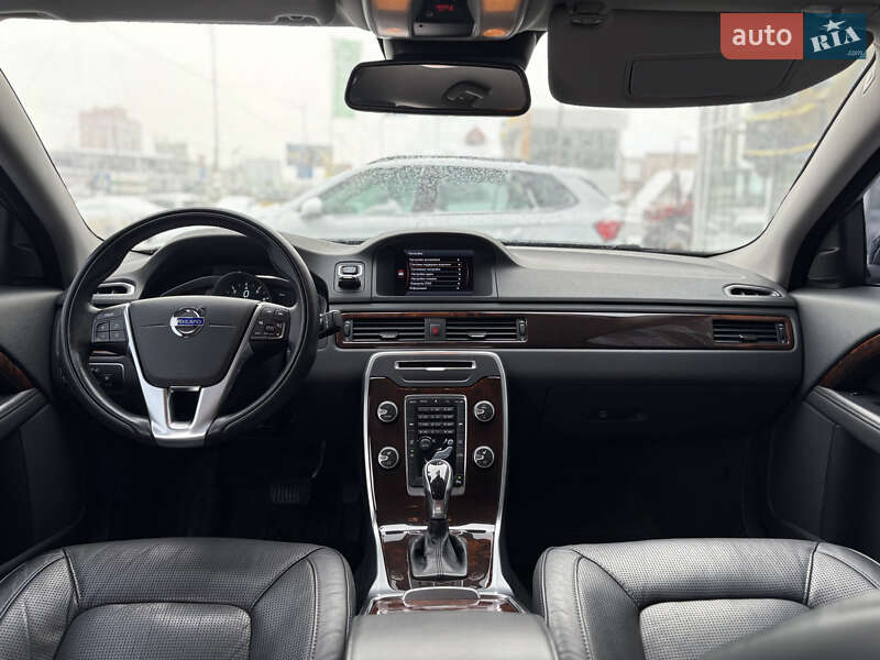Седан Volvo S80 2014 в Киеве