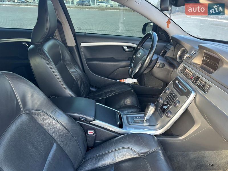 Седан Volvo S80 2012 в Николаеве