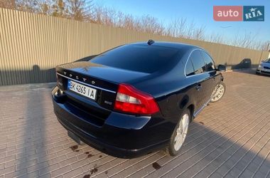 Седан Volvo S80 2009 в Сарнах
