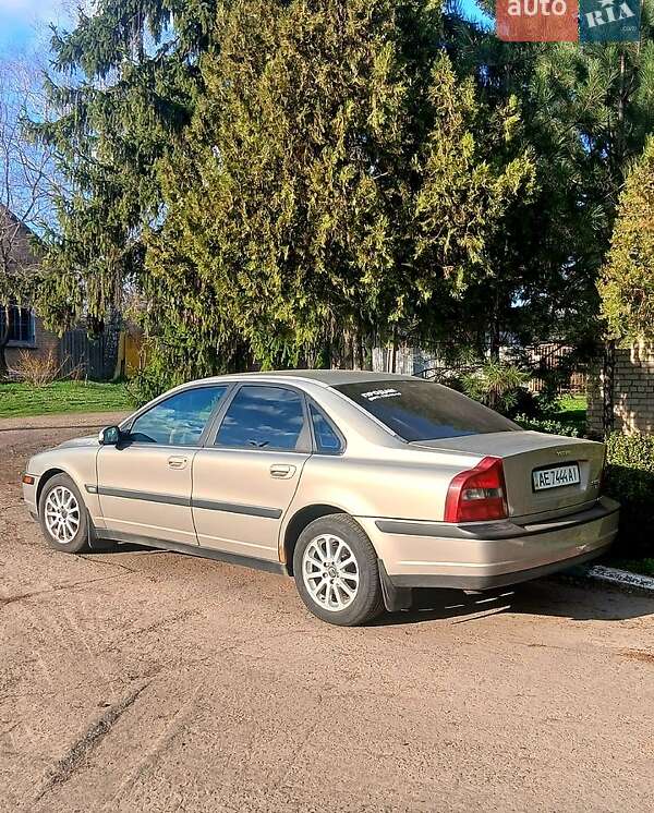 Volvo S80 2001