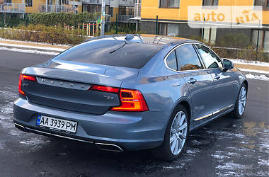 Седан Volvo S90 2017 в Киеве