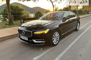 Седан Volvo S90 2019 в Кривому Розі