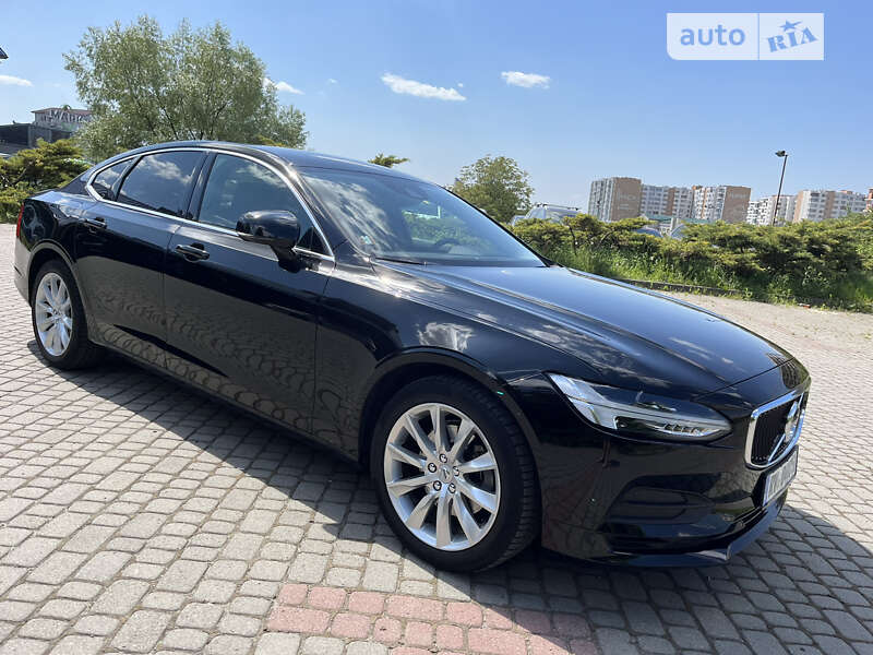 Седан Volvo S90 2018 в 