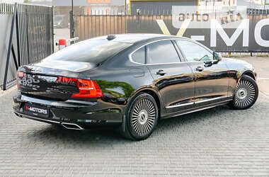 Седан Volvo S90 2019 в 