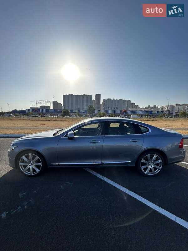 Седан Volvo S90 2016 в Києві