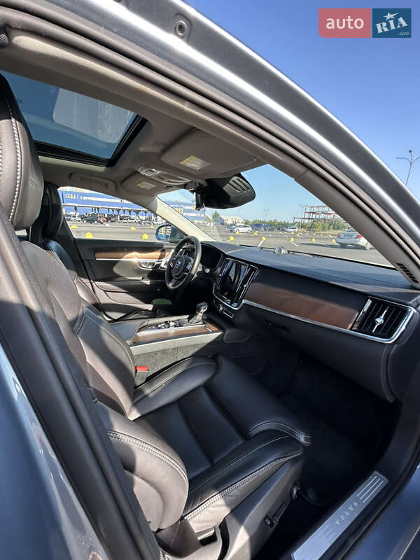 Седан Volvo S90 2016 в Києві