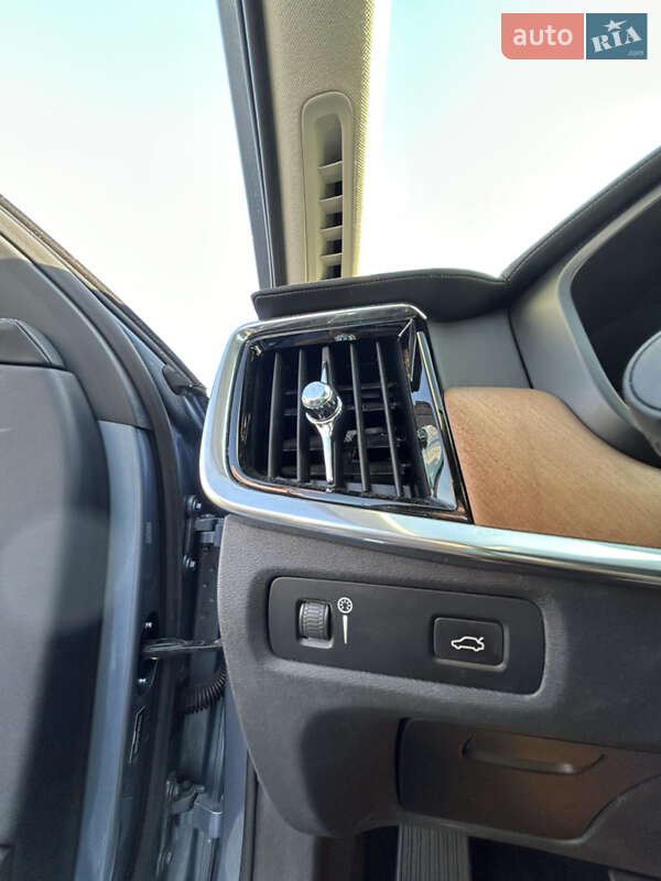 Седан Volvo S90 2016 в Києві