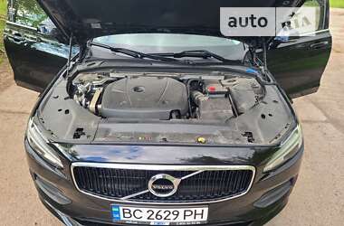 Седан Volvo S90 2017 в Червонограде