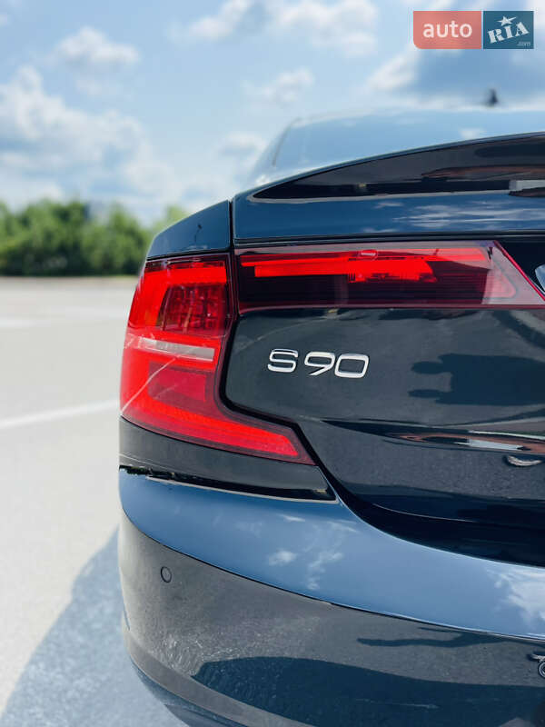 Седан Volvo S90 2017 в Киеве
