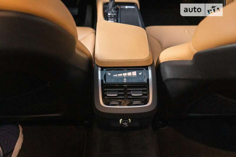 Седан Volvo S90 2016 в Хмельницком фото 50 Седан Volvo S90 2016 в Хмельницком