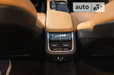 Седан Volvo S90 2016 в 