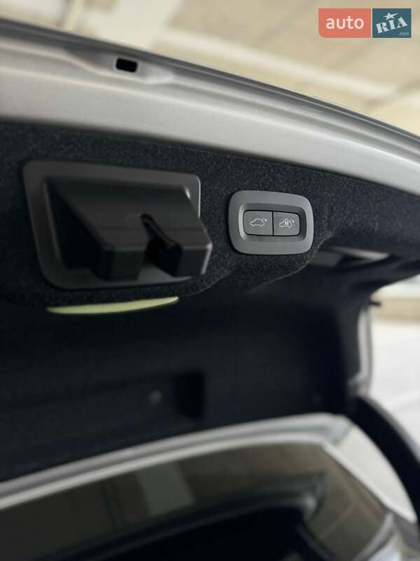 Седан Volvo S90 2017 в Одессе